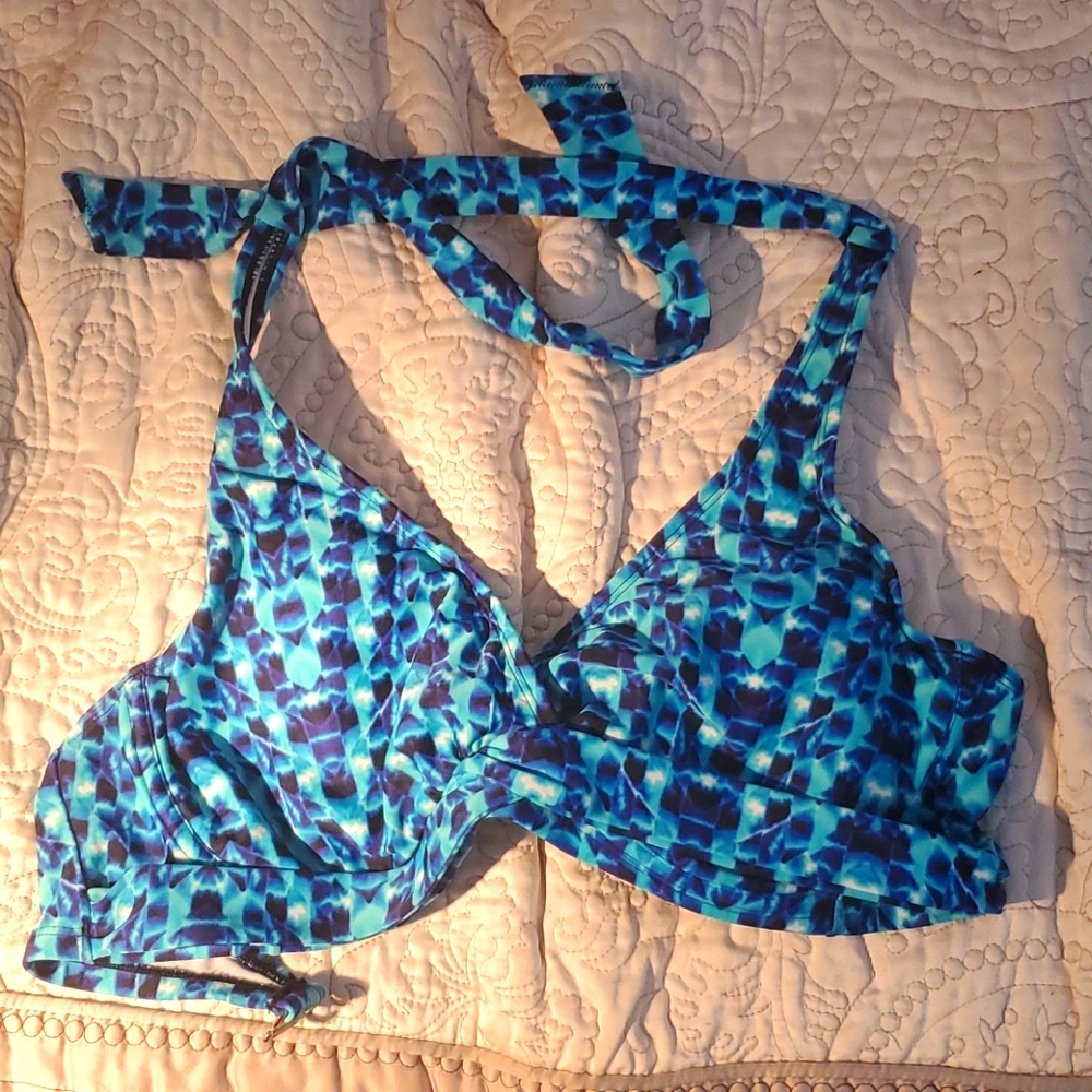 Athleta blue print bikini top